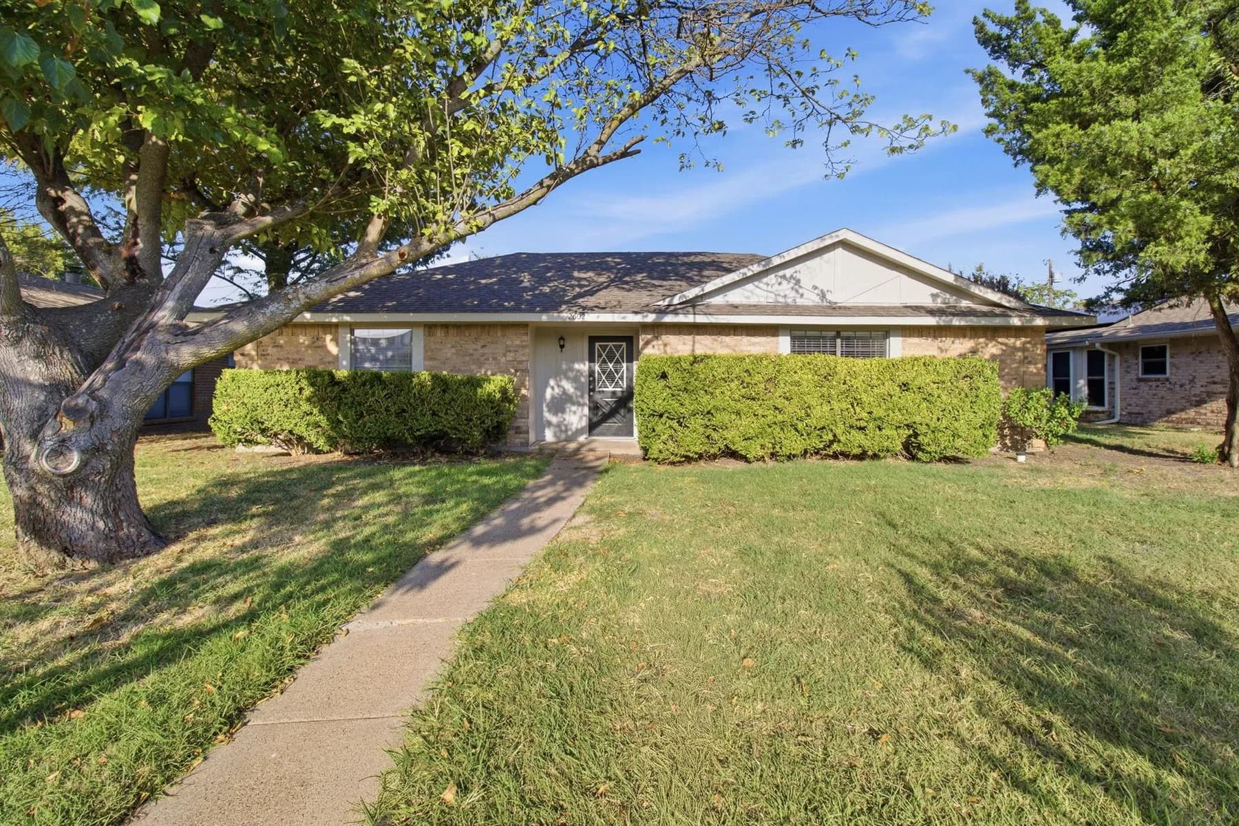 2602 College Park Drive, Rowlett